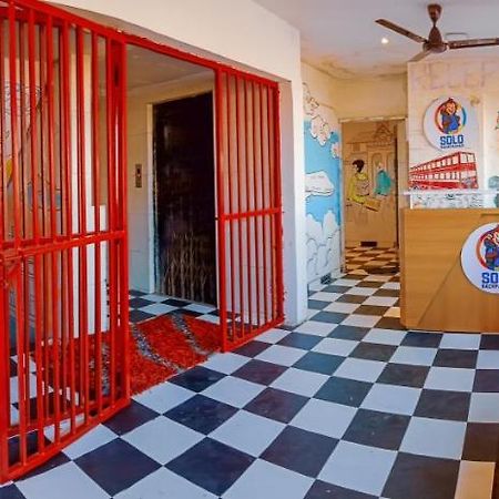 Solo Backpacker Hostel Mumbai  Buitenkant foto