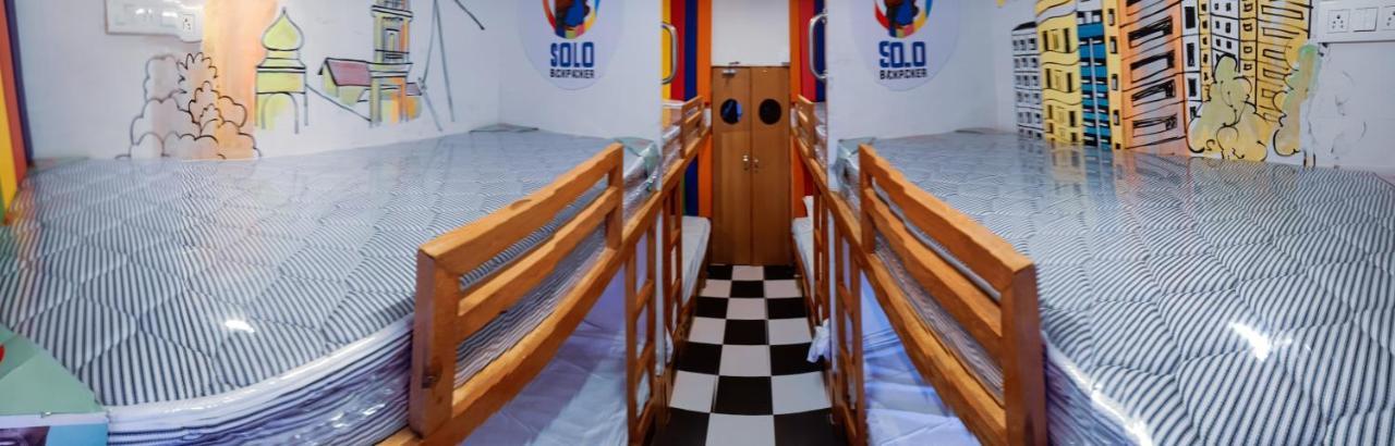 Solo Backpacker Hostel Mumbai  Buitenkant foto